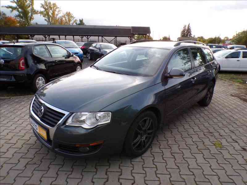 VW Passat Variant 2,0 TDI TAŽ.ZAŘ-NOVÁ STK V CENĚ VOZU - foto 2