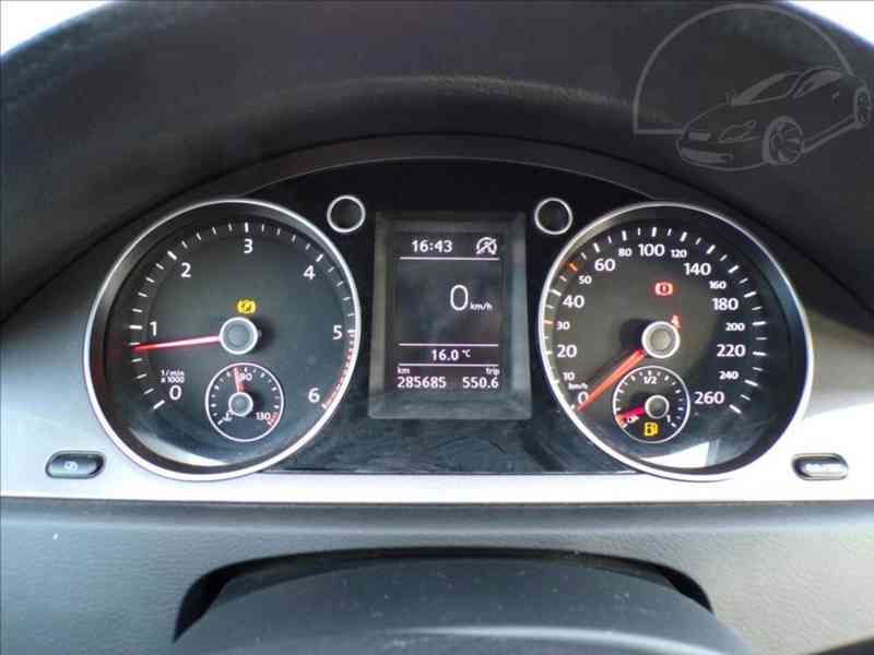 VW Passat Variant 2,0 TDI TAŽ.ZAŘ-NOVÁ STK V CENĚ VOZU - foto 6