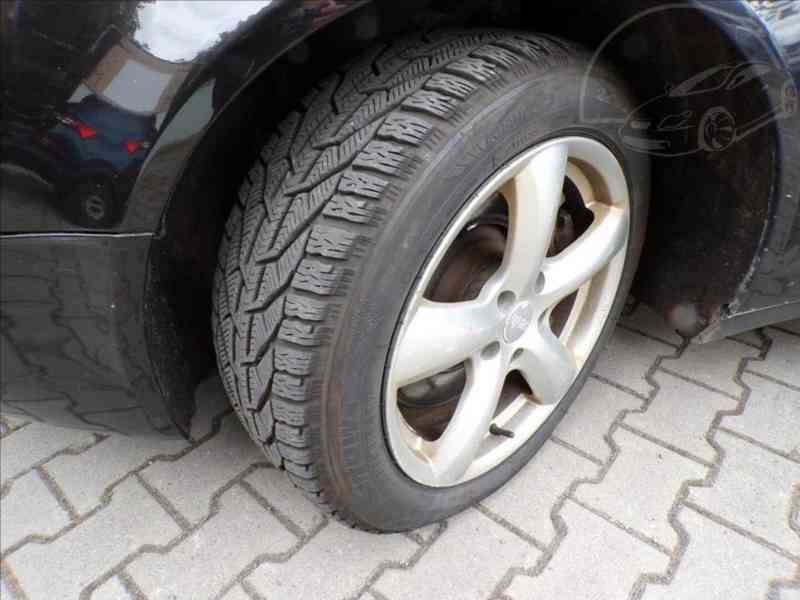 Audi A6 Avant 3,0 TDI 4x4,AUTOMAT,XENON - foto 17