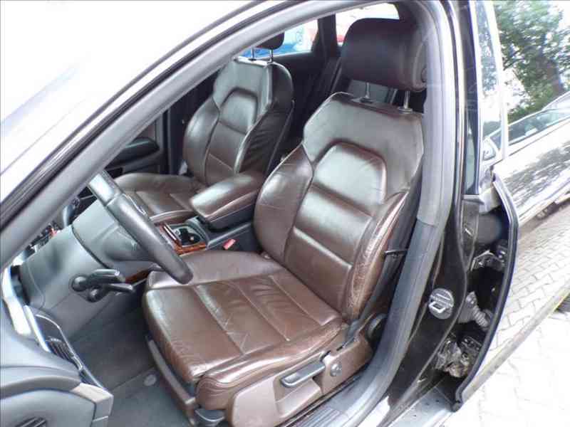 Audi A6 Avant 3,0 TDI 4x4,AUTOMAT,XENON - foto 10