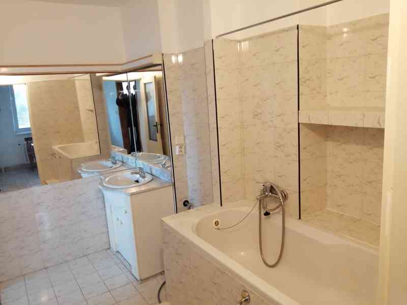 Prodej 3+1 Bystrc, ul. Kuršova, 79 m2, lodžie, šatna  - foto 10