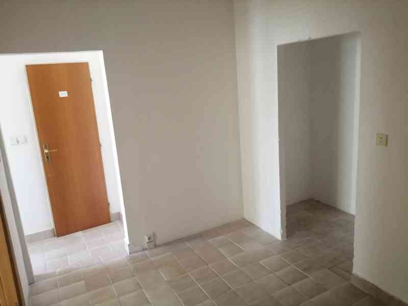 Prodej 3+1 Bystrc, ul. Kuršova, 79 m2, lodžie, šatna  - foto 14