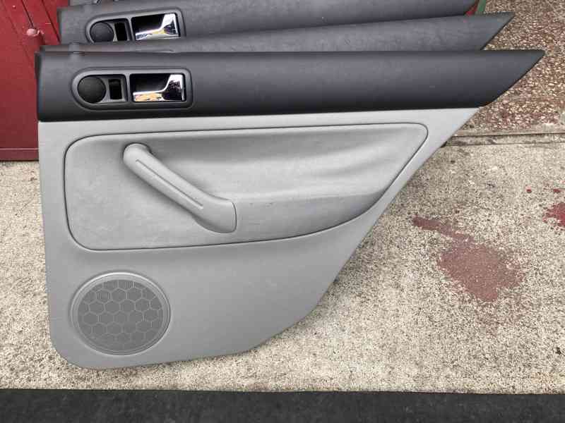 Tapec pravý zadní VW Golf IV – OEM: doplním - foto 5