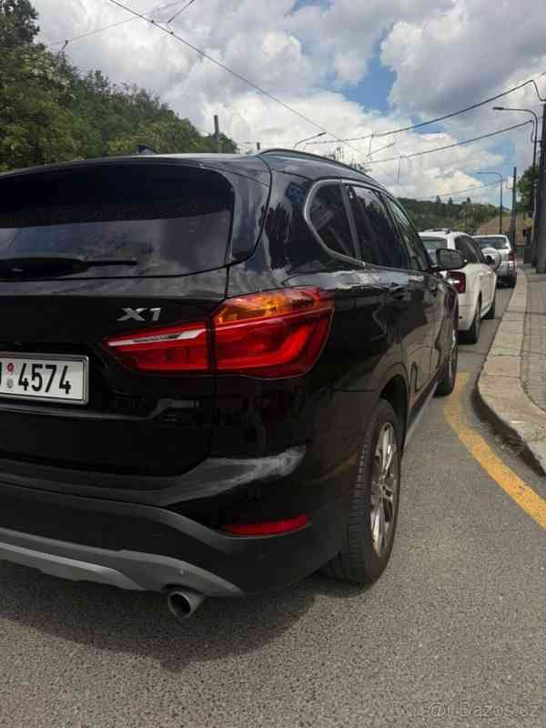 BMW X1 2,0   20D - foto 4