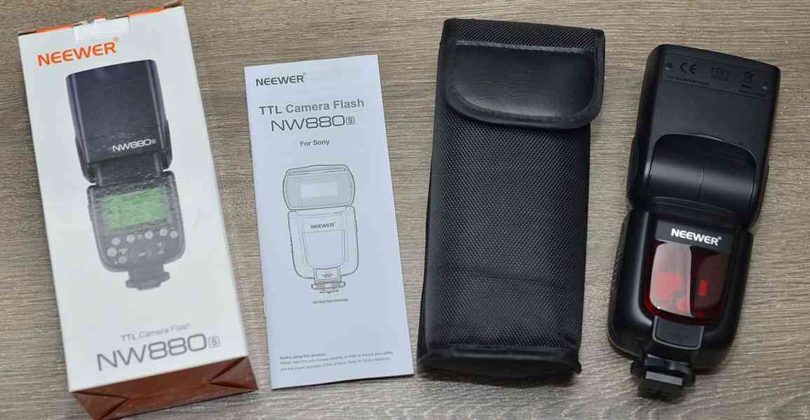 NEEWER NW880S blesk pro Sony*NG:58*TTL*HSS 1/8000s - foto 3