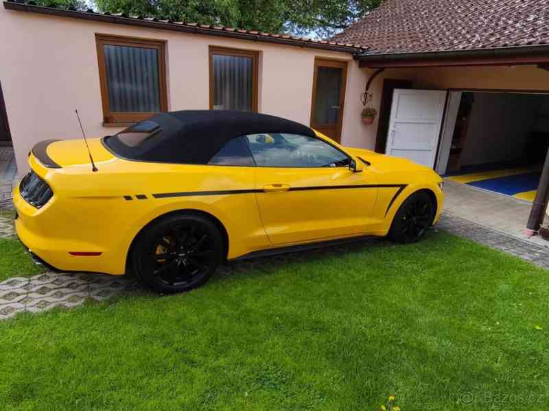 Ford Mustang 3,7 V6 - foto 2