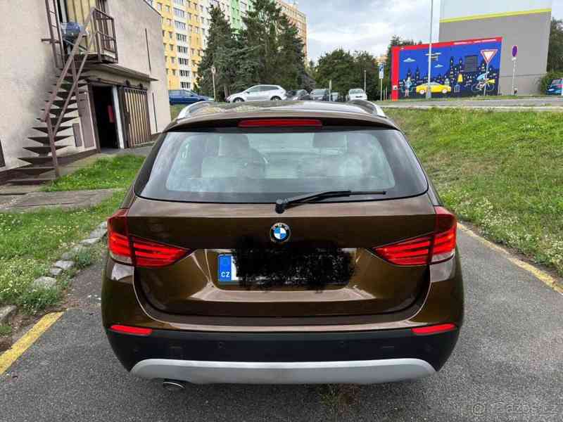 BMW X1 S POCTIVÝM NÍZKÝM NÁJEZDEM - foto 6