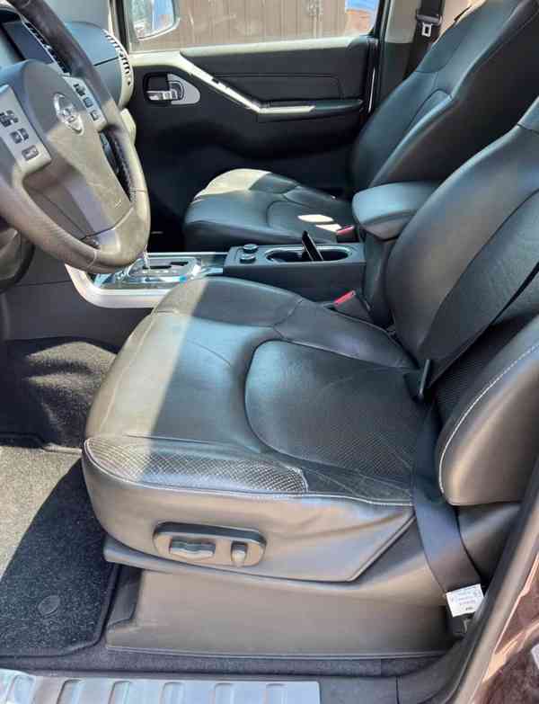 Nissan Pathfinder 3.0 dCi 170kw - foto 9
