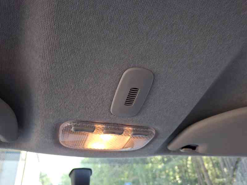 Prodám Peugeot 301 - foto 15