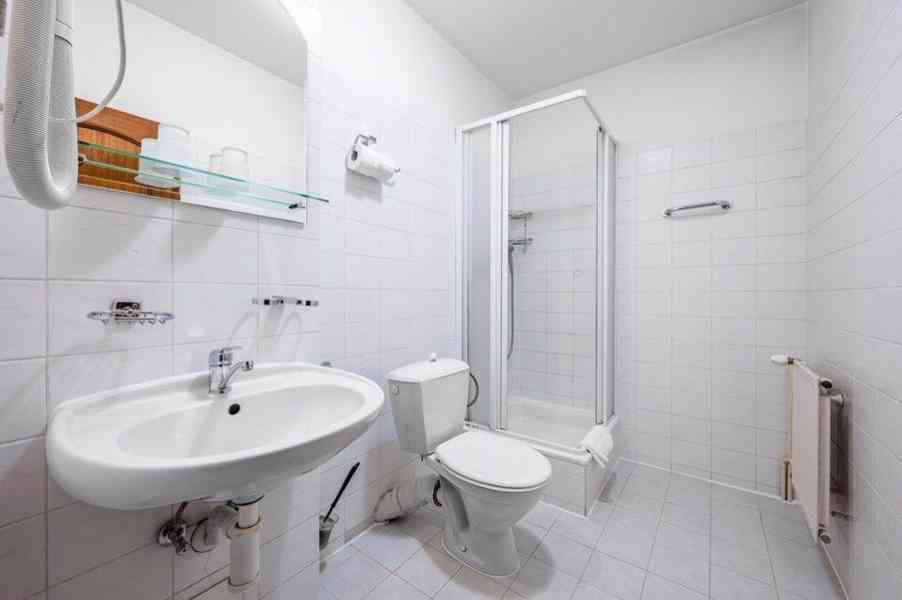 Prodej hotelu (B) 1550m2 na pozemku 3848m2, Liberec - foto 7