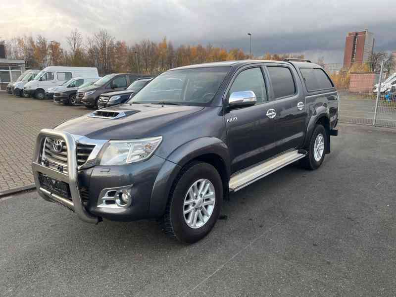 Toyota Hilux 3.0 D 4x4 126kw - foto 14