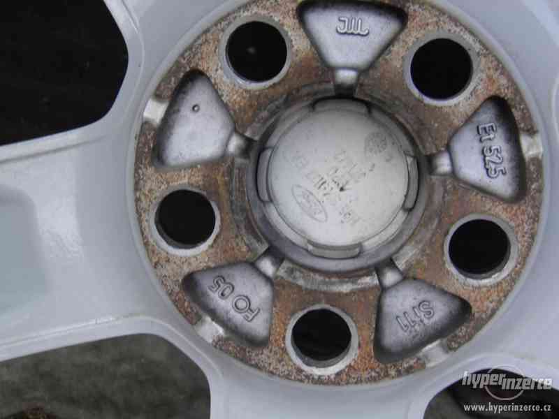 5x108 ET52,5 2 Originál Alu kola Ford 05/50R17 NOVÉ pneu - foto 16