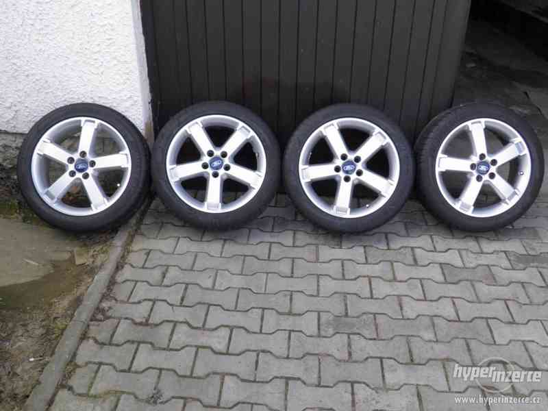 5x108 ET52,5 2 Originál Alu kola Ford 05/50R17 NOVÉ pneu - foto 17
