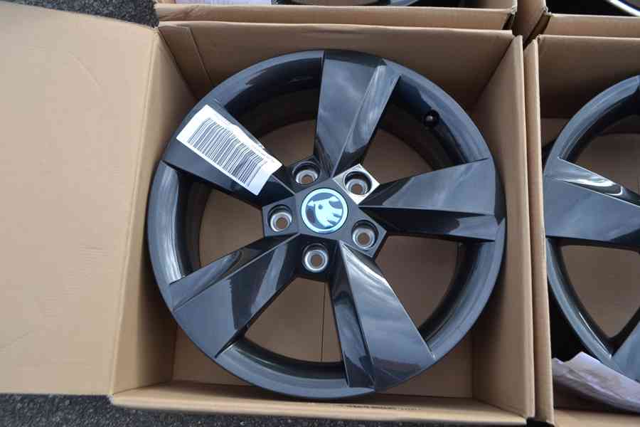Škoda Karoq,Seat Ateca- NOVÉ 16 orig. alu disky- 6x16, 5x112 - foto 4