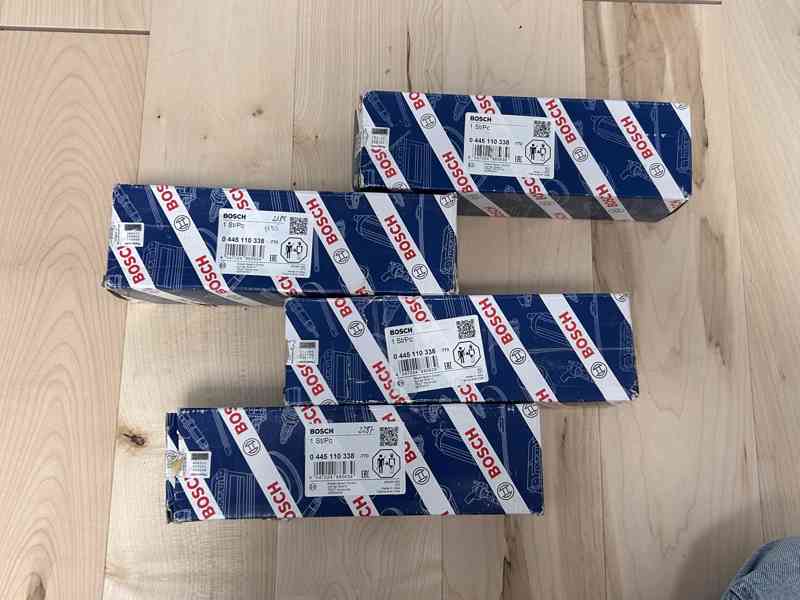 Vstřikovač 0445110338 166093915R 8200839859 4ks - foto 1