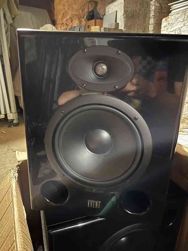 Studiové monitory, subwoofer, reprobox a zvuková karta - foto 2