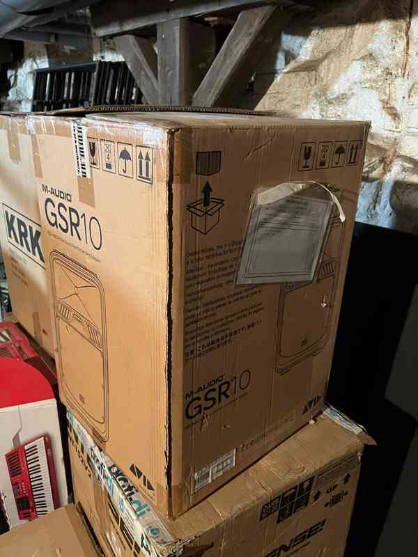 Studiové monitory, subwoofer, reprobox a zvuková karta - foto 6