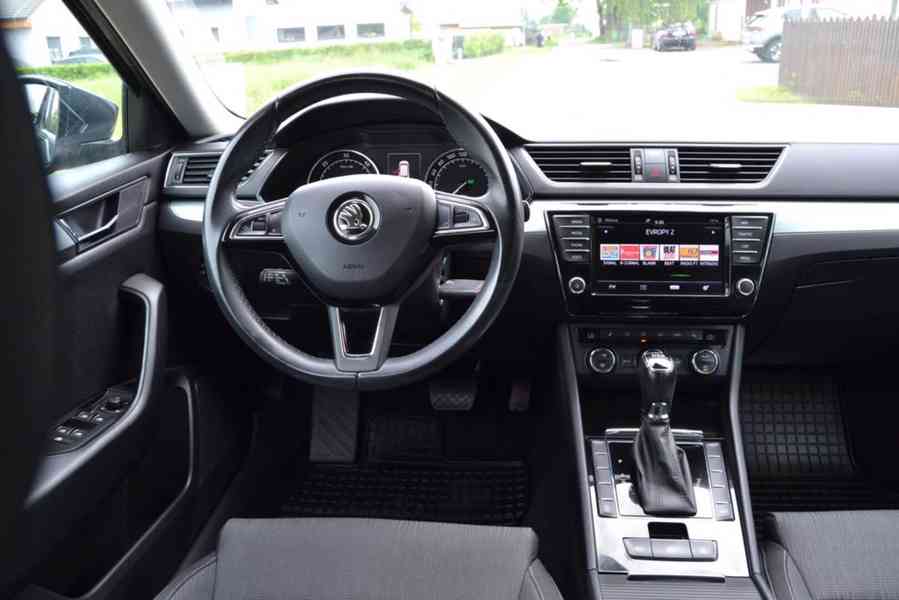 Škoda Superb 2.0 TDI 110kW Ambition Navi DSG - foto 8