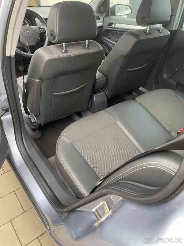 Opel Astra 1,6   16V Caravan – Cosmo - foto 9