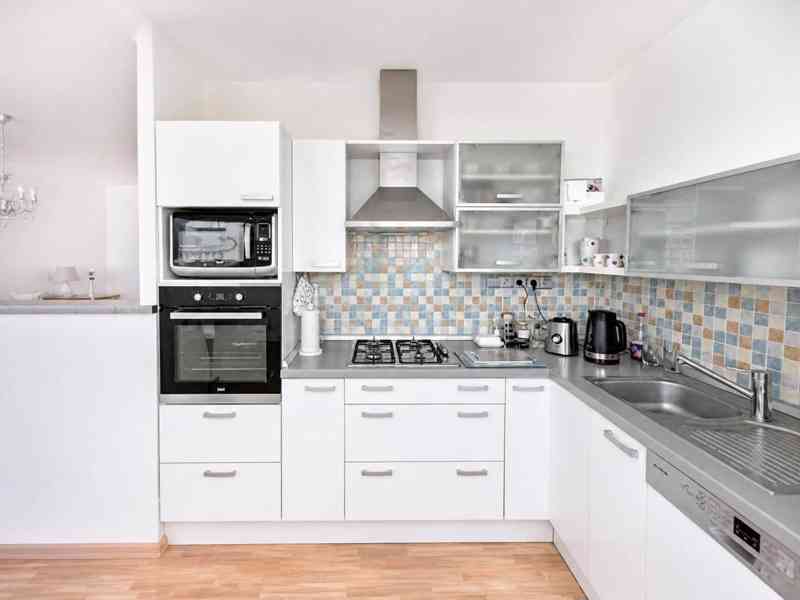 Prodej bytu 4+1 87 m² Doubravická, Teplice - Trnovany - foto 2