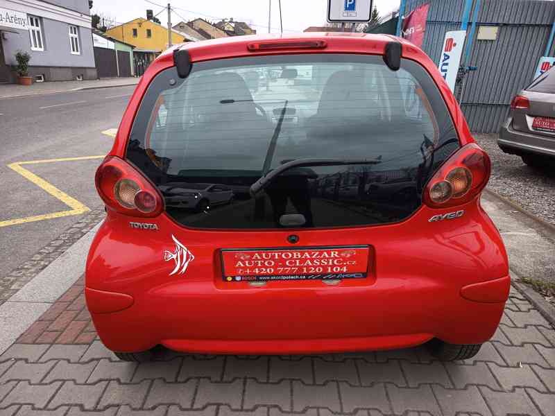 Toyota Aygo 1,0i Comfort ČR  - foto 9