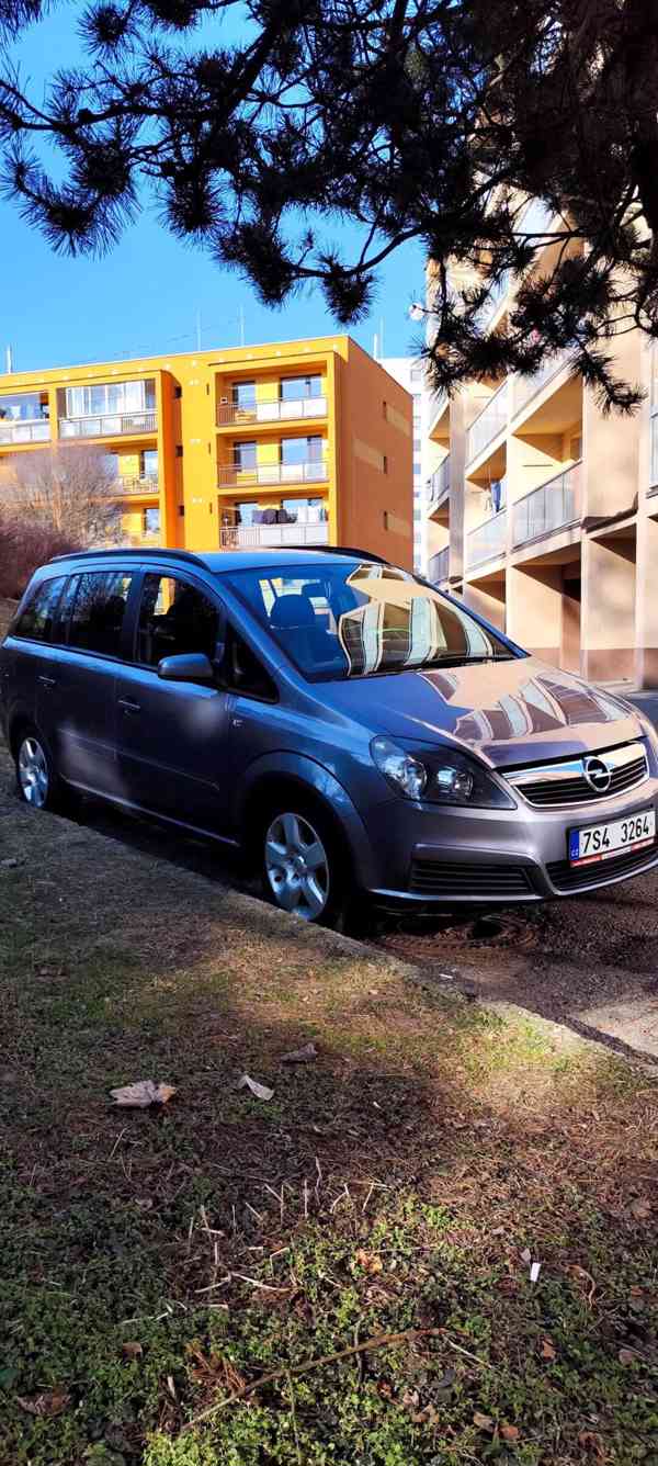 Opel Zafira B  - foto 5