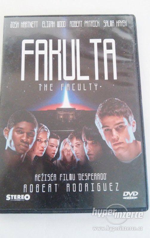 Fakulta / The Fakulty, USA, 1998. R.: Robert Rodriguez - foto 1