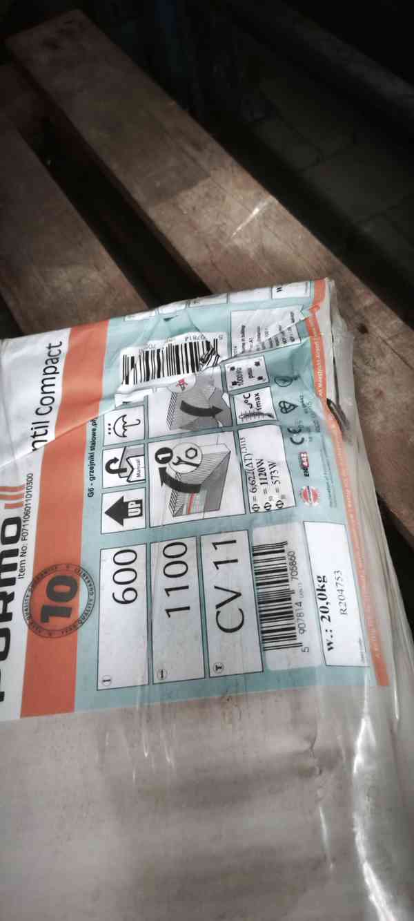 Teplovodní radiátor - foto 4