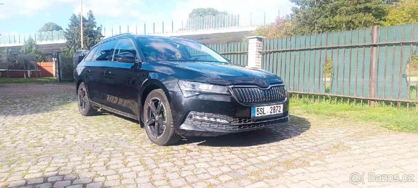 Škoda Superb 2,0   3 Fl - foto 9