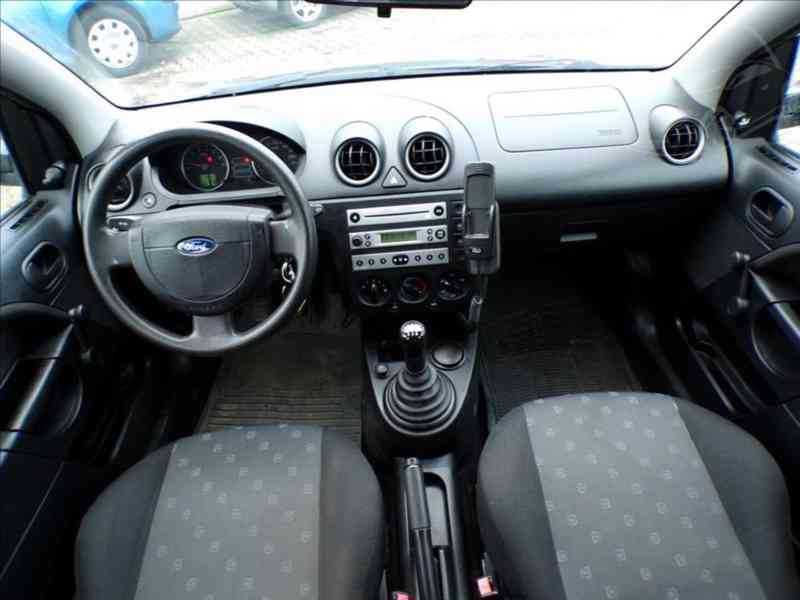 Ford Fiesta 1,3 i KLIMATIZACE - foto 5