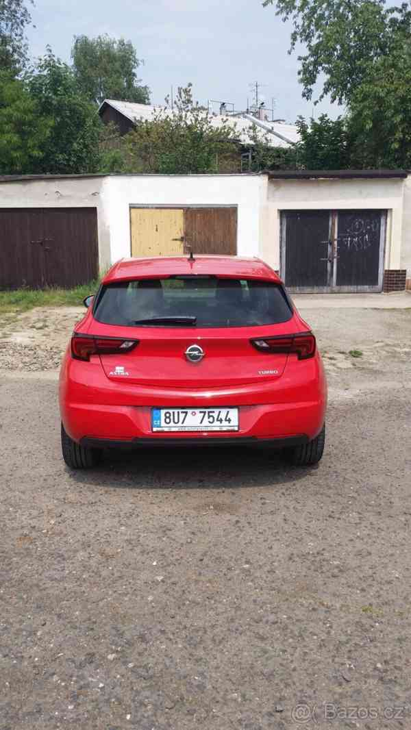 Opel Astra K   - foto 3
