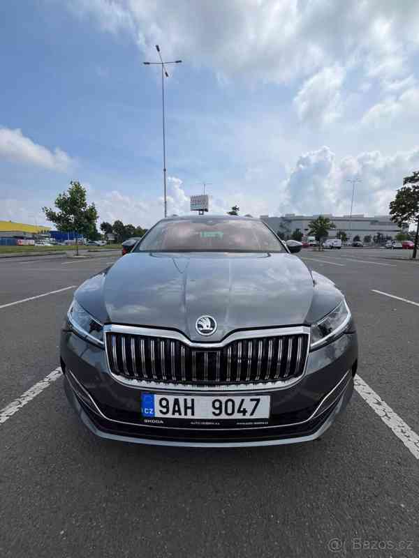 Škoda superb combi 2.0 TDI 6/2022 - foto 10