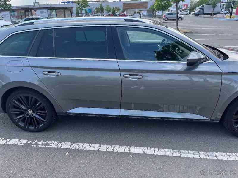 Škoda superb combi 2.0 TDI 6/2022 - foto 13