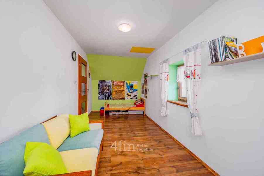 Prodej více-generačního rodinného domu,  140 m2 a 481 m2 pozemek - Hlavnovská ul., Dřísy - foto 5