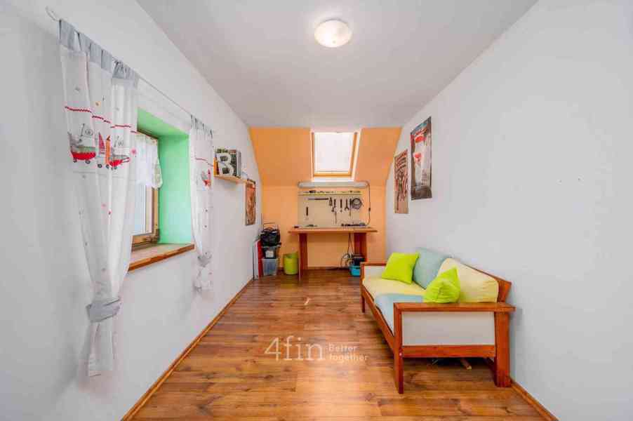 Prodej více-generačního rodinného domu,  140 m2 a 481 m2 pozemek - Hlavnovská ul., Dřísy - foto 6