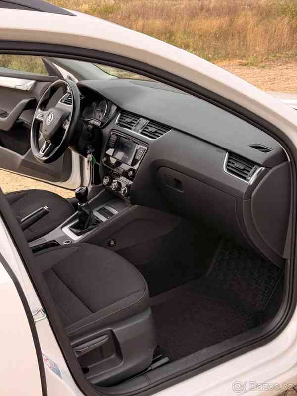 Škoda Octavia 1,6   3, tdi - foto 13