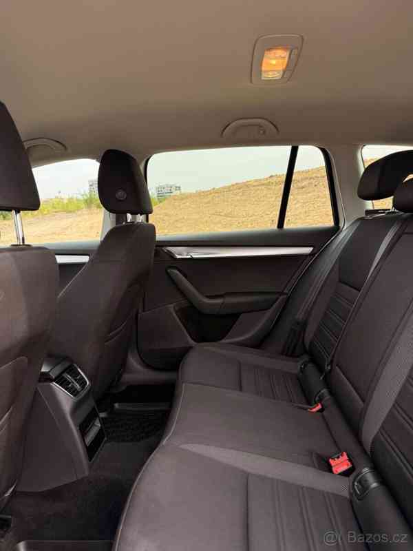 Škoda Octavia 1,6   3, tdi - foto 11
