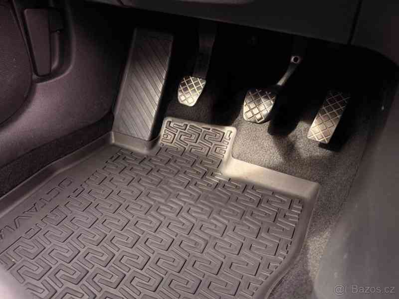 Škoda Octavia 1,6   3, tdi - foto 17