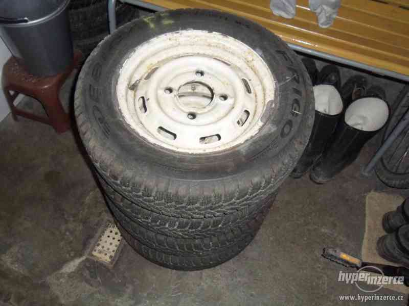 Zimní pneu 165/70 R13 79T - foto 2