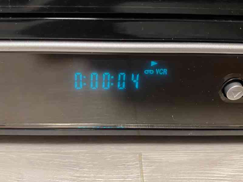 Combo rekordér s HDMI, digitalizuje VHS na DVD v TOP stavu - foto 5