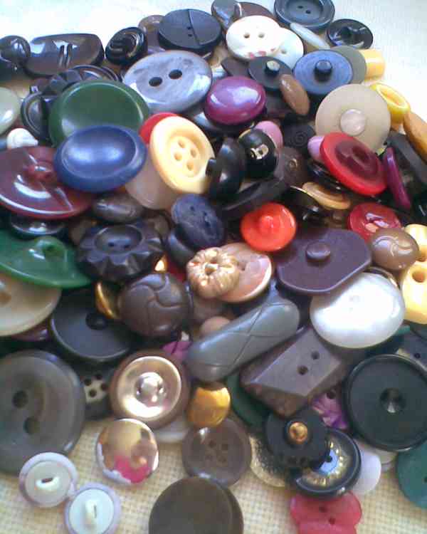 Koš plný věcí na vyrábění třeba do domova důchodcům - foto 10