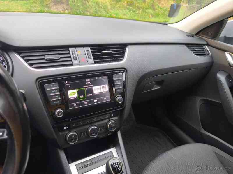 Škoda Octavia 2,0   TDi 110kW - Webasto - foto 13