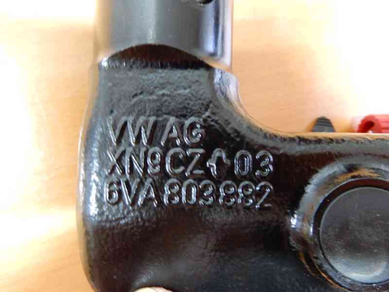 Hák tažného zařzení VW AG ŠKODA - foto 3