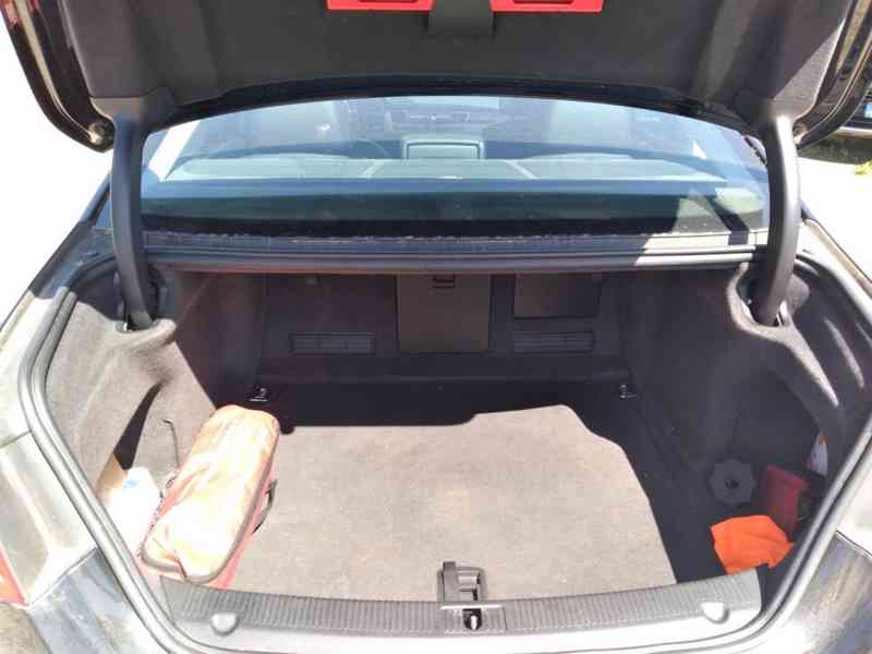 AUDI A8 D4 4.2 TDI V8 QUATTRO NEPOJÍZDNÉ - foto 28
