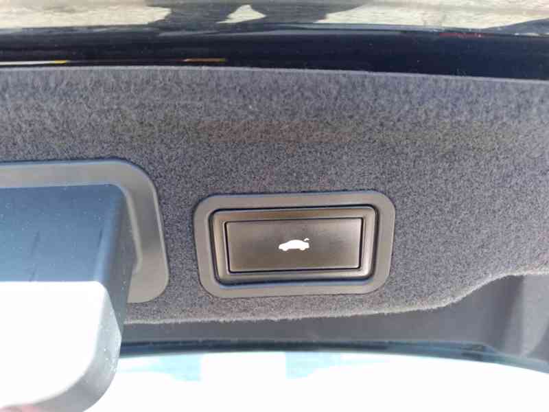 AUDI A8 D4 4.2 TDI V8 QUATTRO NEPOJÍZDNÉ - foto 29