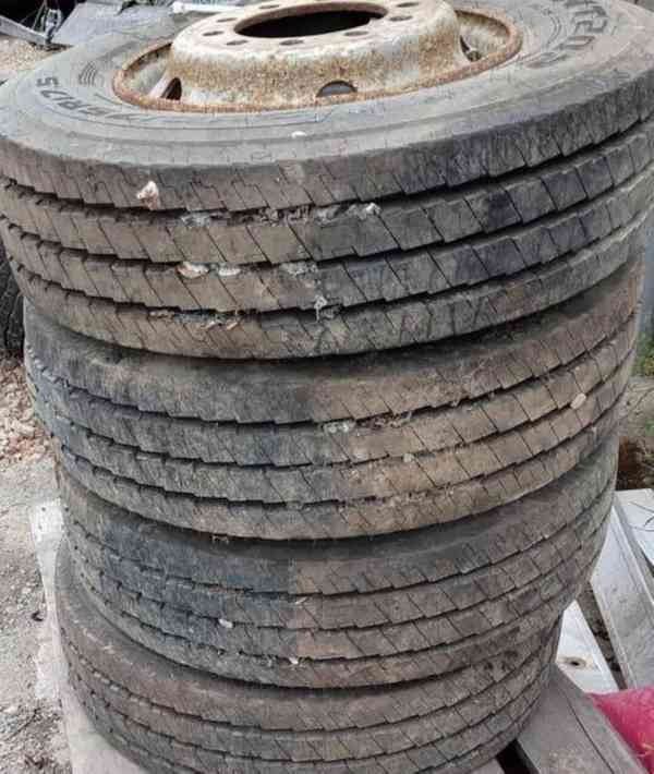 KAMA NF202 235/75 R17,5 +DISKY 10-děr.najeto cca 100km - foto 9