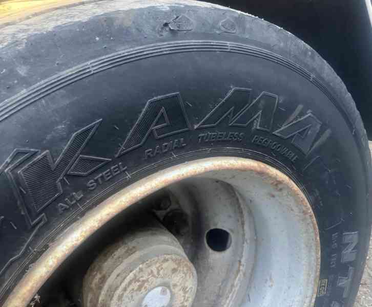 KAMA NF202 235/75 R17,5 +DISKY 10-děr.najeto cca 100km - foto 5