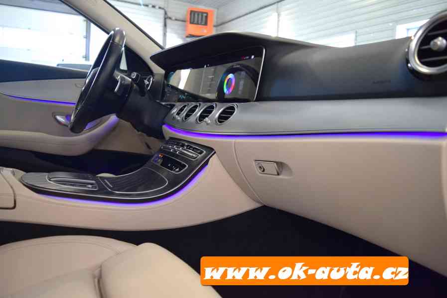 Mercedes-Benz Třídy E 300 de 4 MATIC EQ 225 kW 2021-DPH  - foto 14