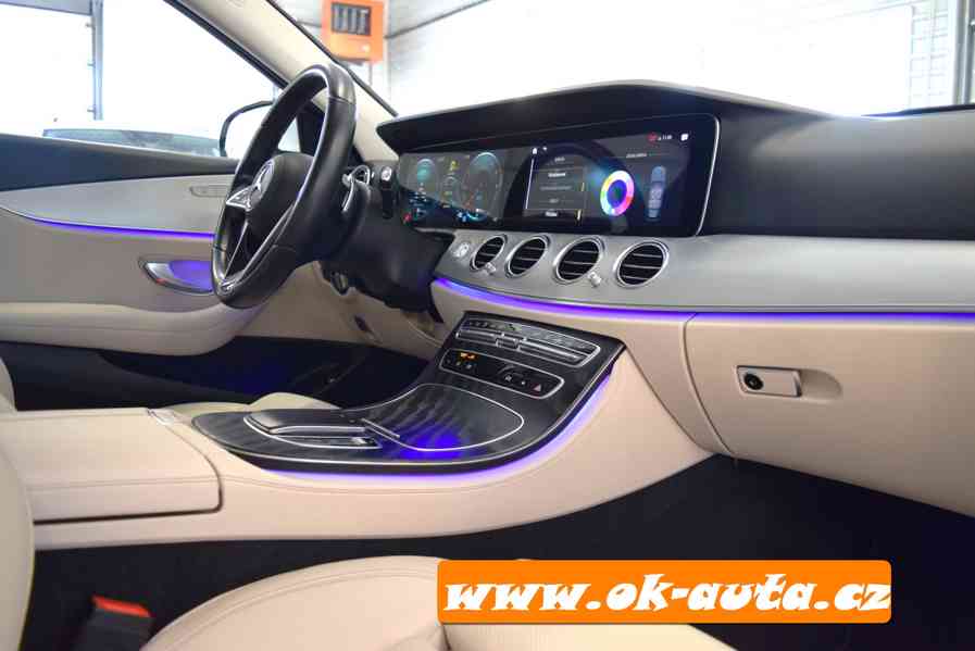 Mercedes-Benz Třídy E 300 de 4 MATIC EQ 225 kW 2021-DPH  - foto 15