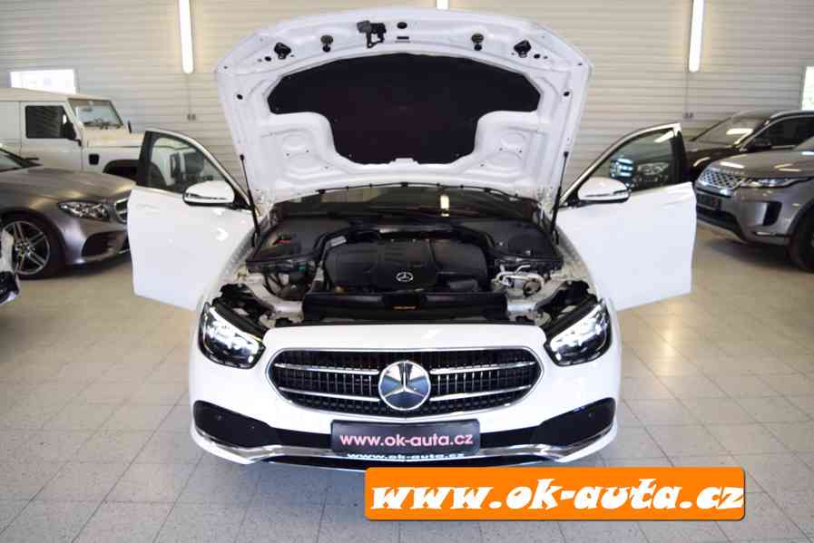 Mercedes-Benz Třídy E 300 de 4 MATIC EQ 225 kW 2021-DPH  - foto 31